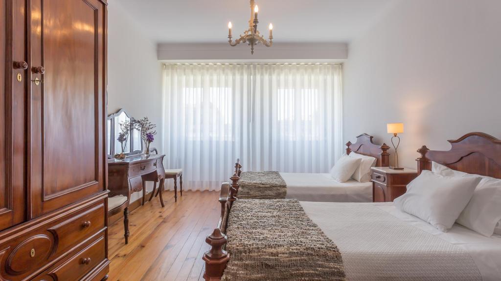 Liberdade Guesthouse Braga Ruang foto