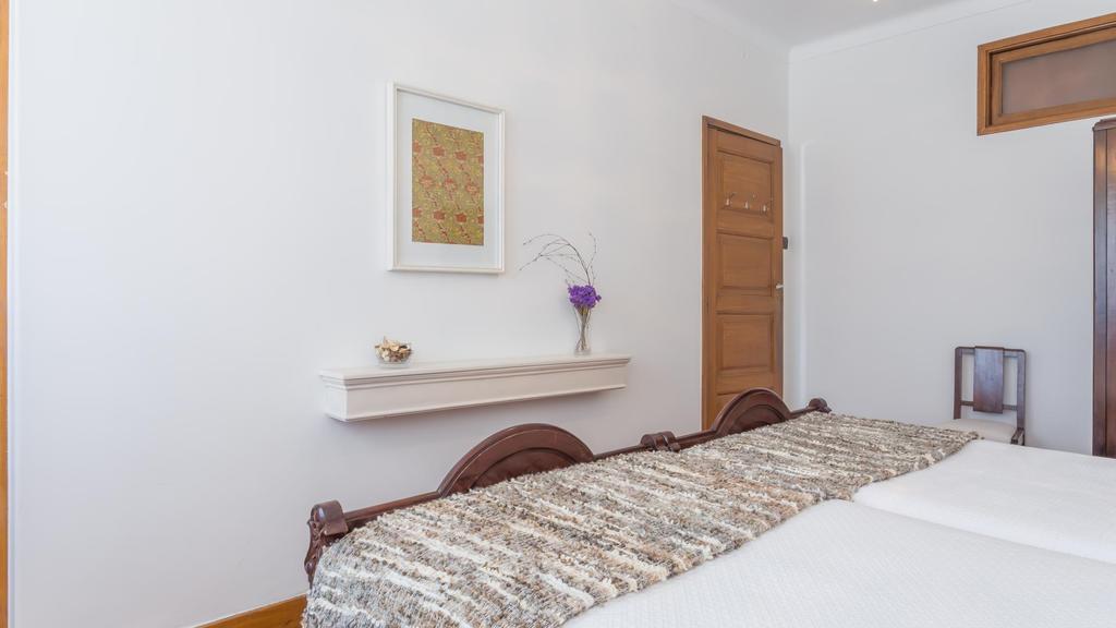 Liberdade Guesthouse Braga Ruang foto