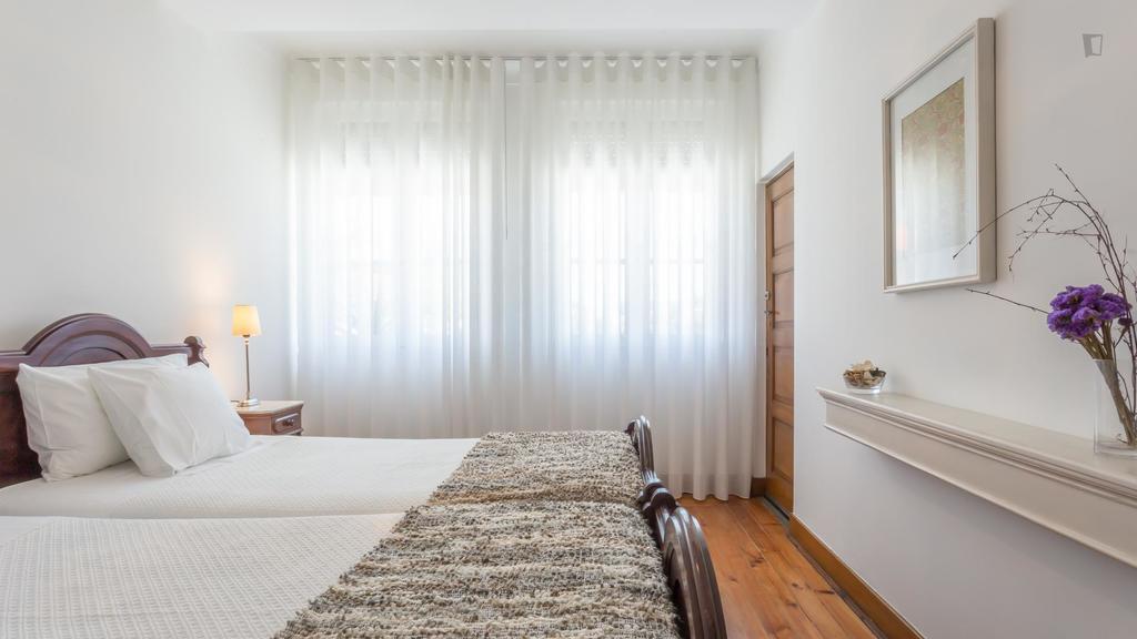 Liberdade Guesthouse Braga Ruang foto