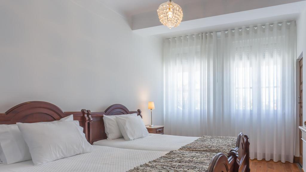 Liberdade Guesthouse Braga Ruang foto